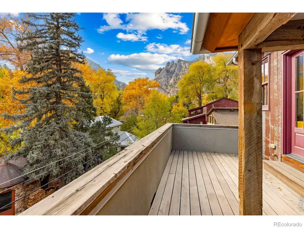 22 Artesian Drive Eldorado Springs CO 80025