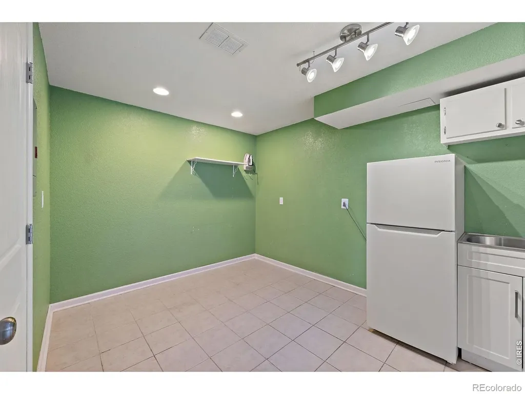 2243 Emery Street Longmont CO 80501