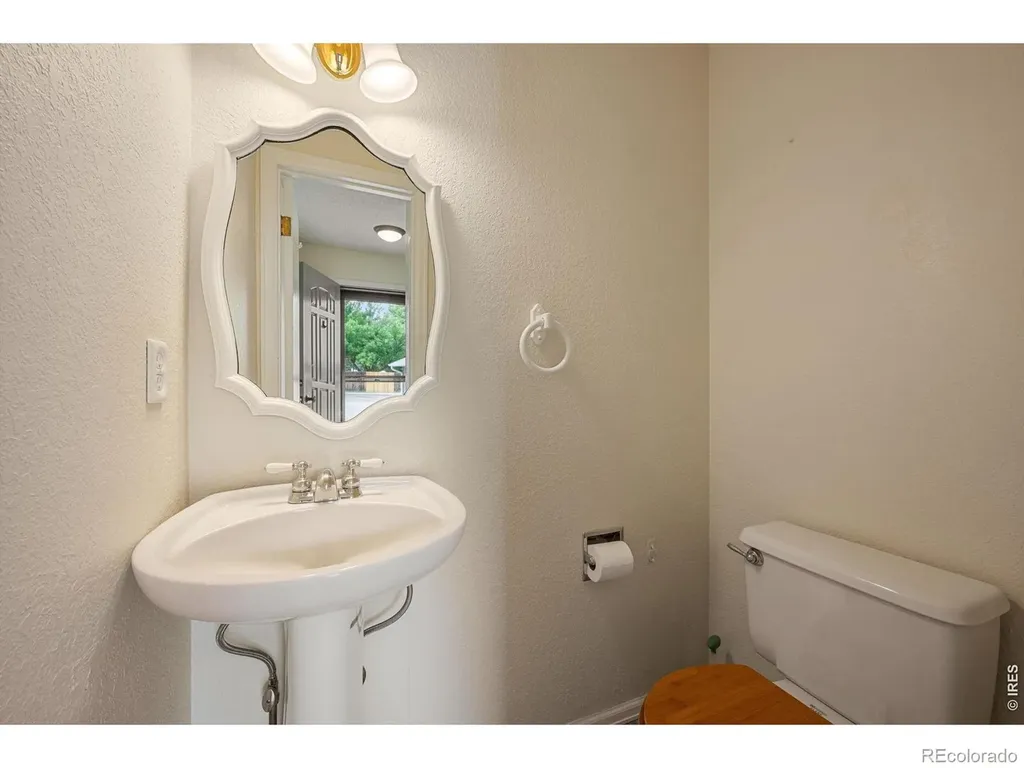 2243 Emery Street Longmont CO 80501