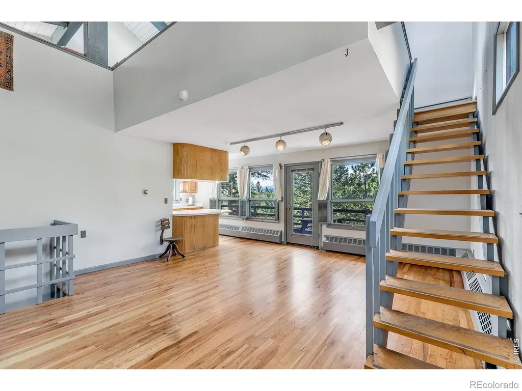 5566 Sugarloaf Road Boulder CO 80302