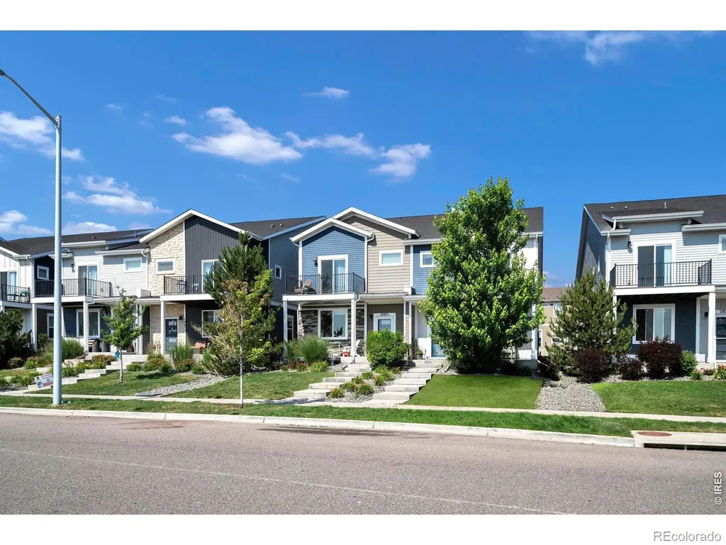 1083 Mountain Drive Longmont CO 80503