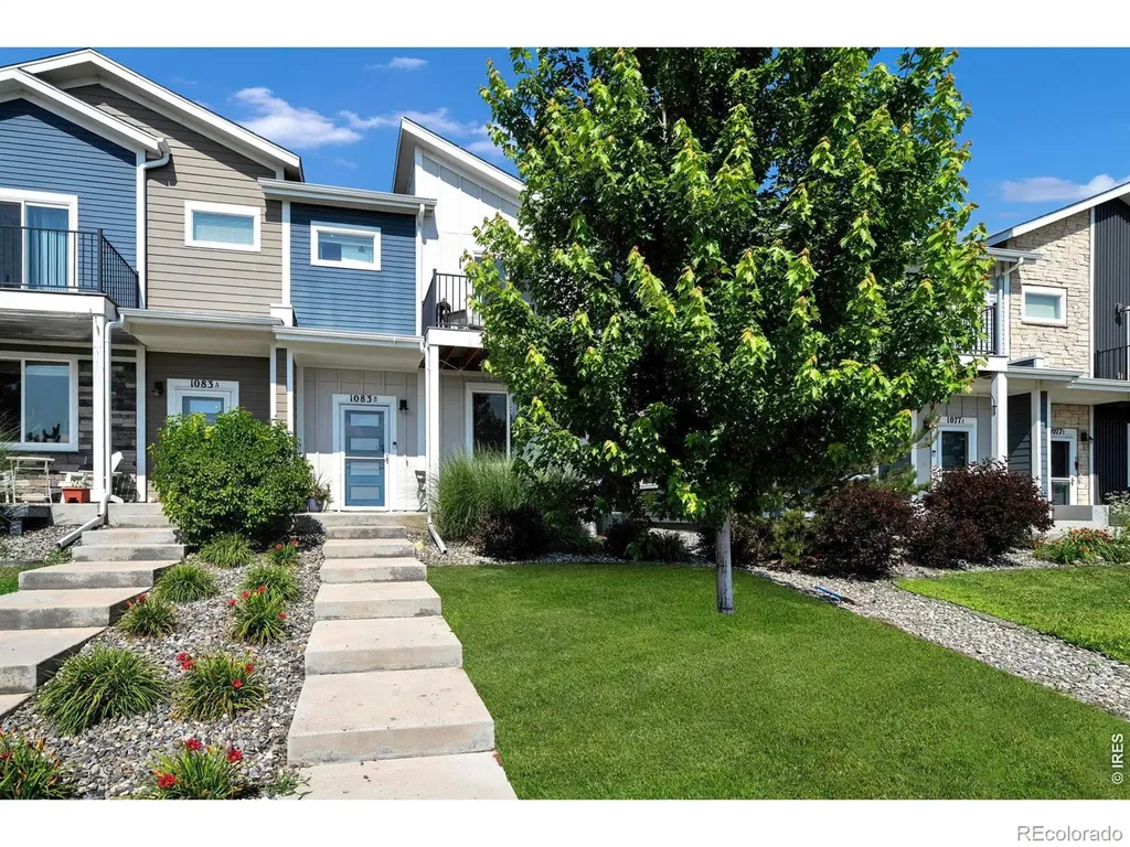 1083 Mountain Drive Longmont CO 80503