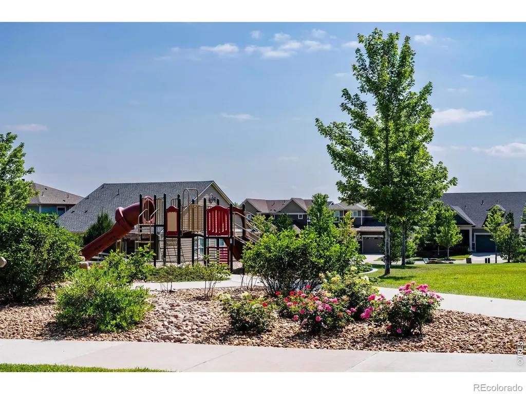 1083 Mountain Drive Longmont CO 80503
