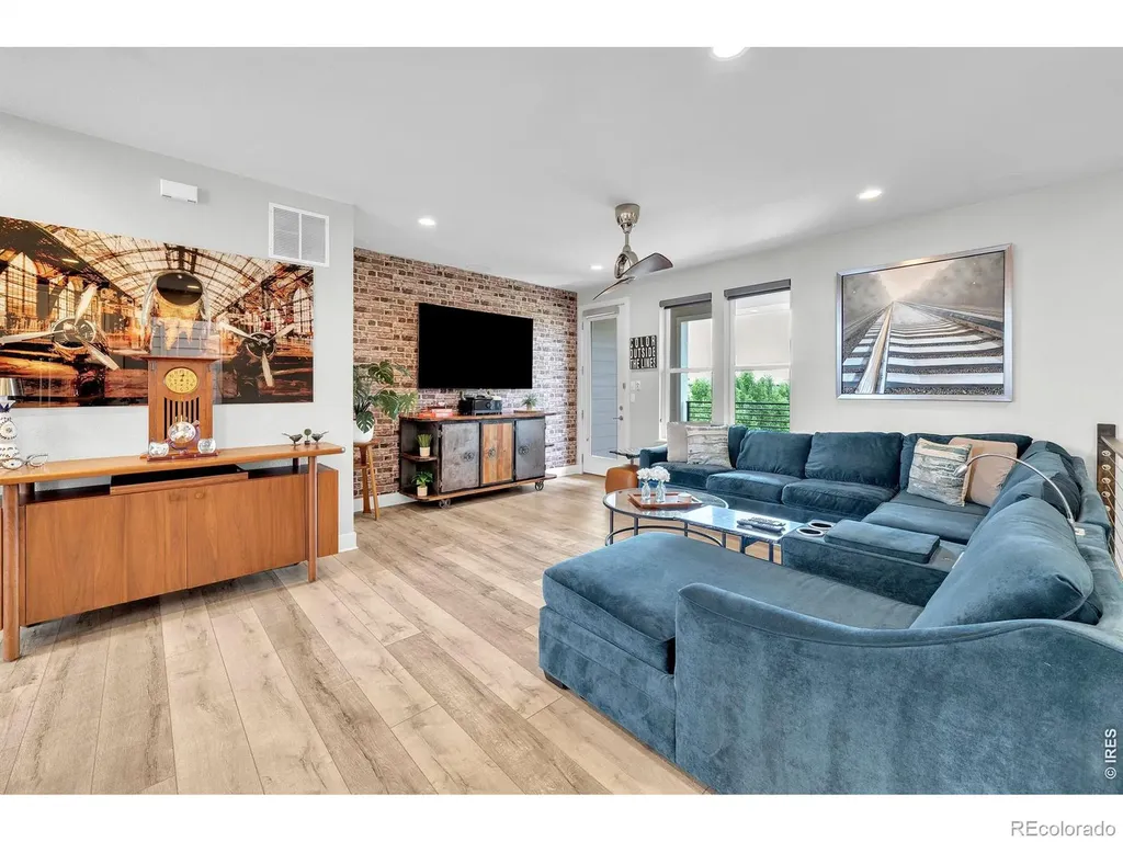 11959 Mountview Lane Broomfield CO 80021