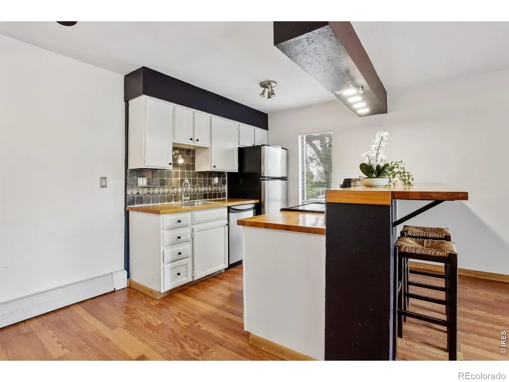 695 Manhattan Drive Boulder CO 80303