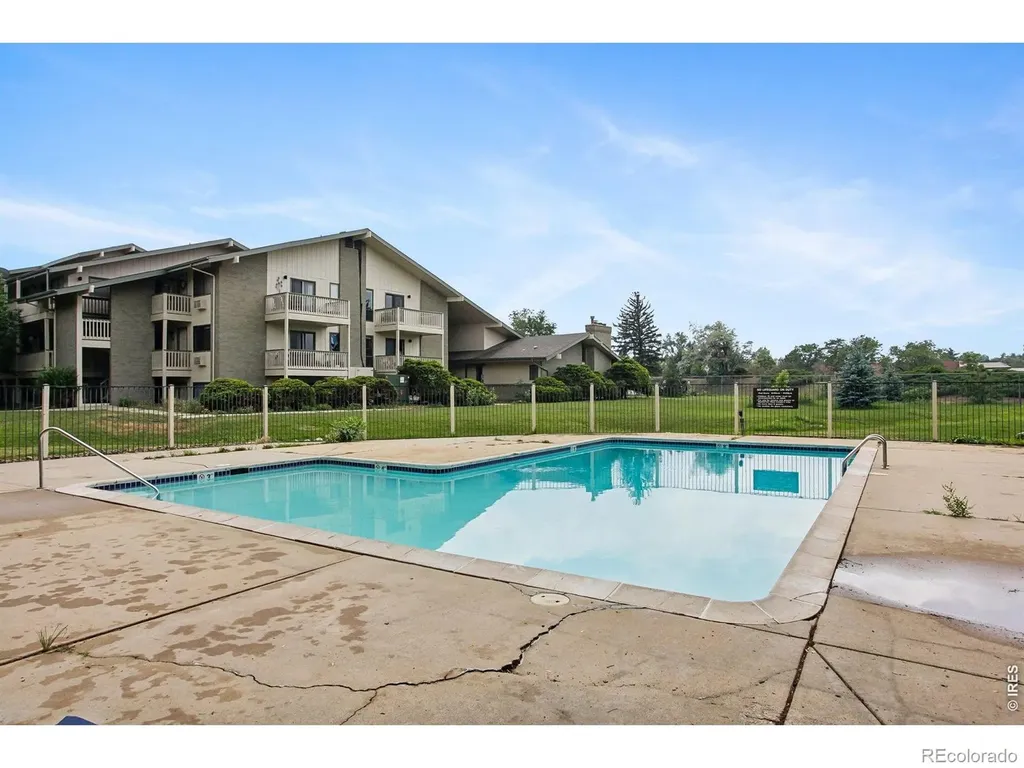 695 Manhattan Drive Boulder CO 80303
