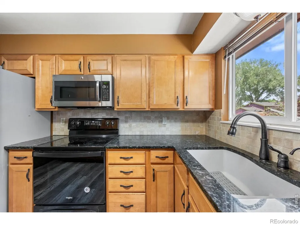 707 Hilltop Street Longmont CO 80504