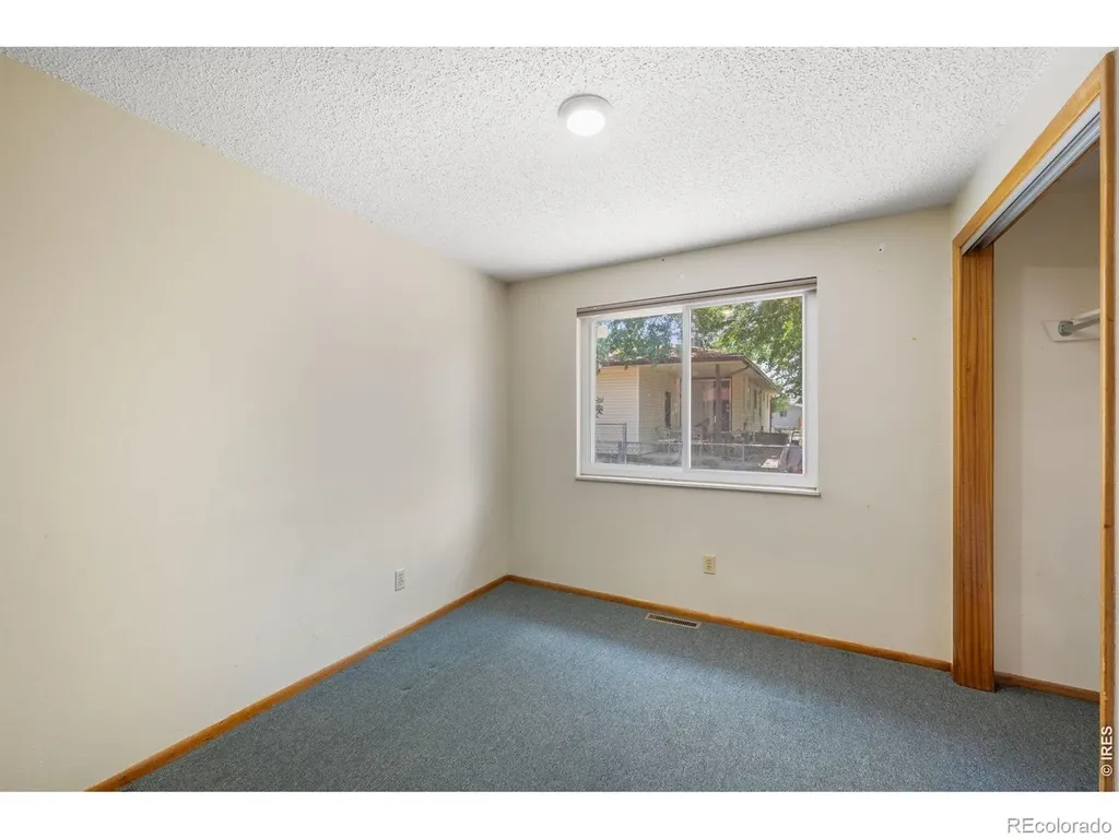 707 Hilltop Street Longmont CO 80504
