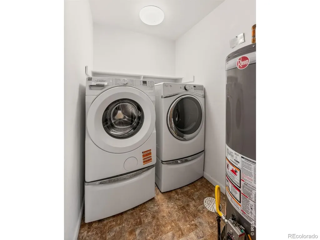 707 Hilltop Street Longmont CO 80504