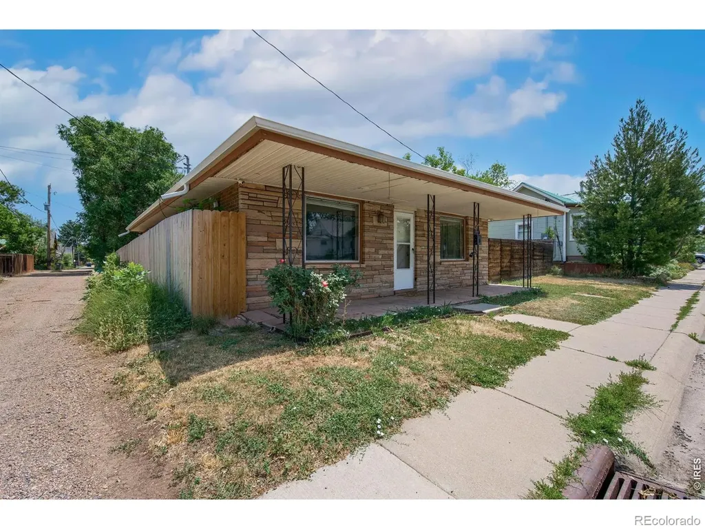 406 S Harrison Avenue Lafayette CO 80026