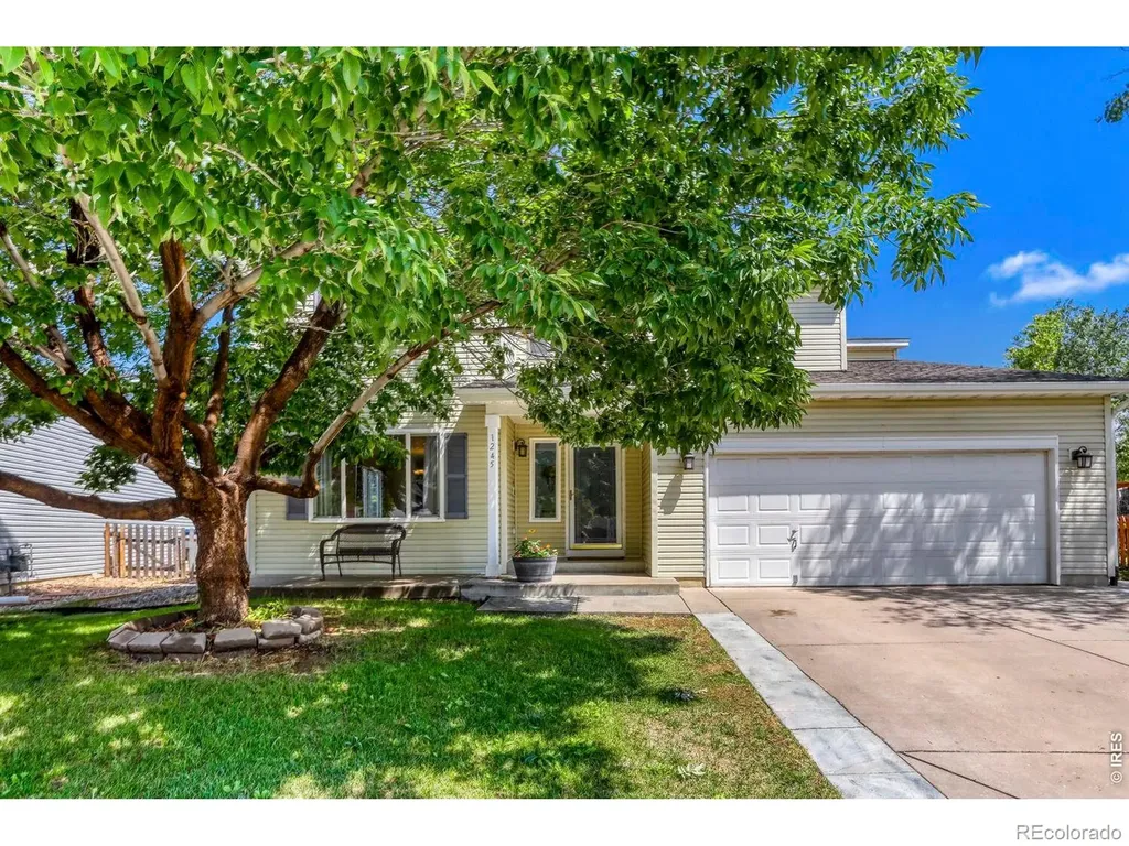 1245 Fall River Circle Longmont CO 80504