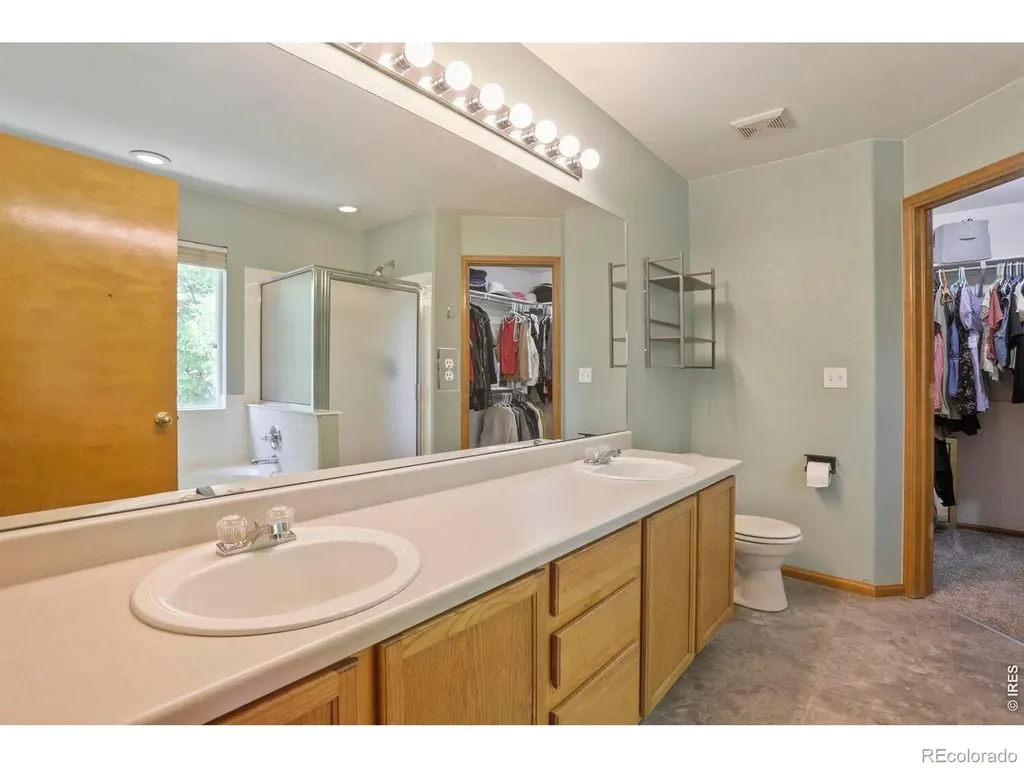 1245 Fall River Circle Longmont CO 80504