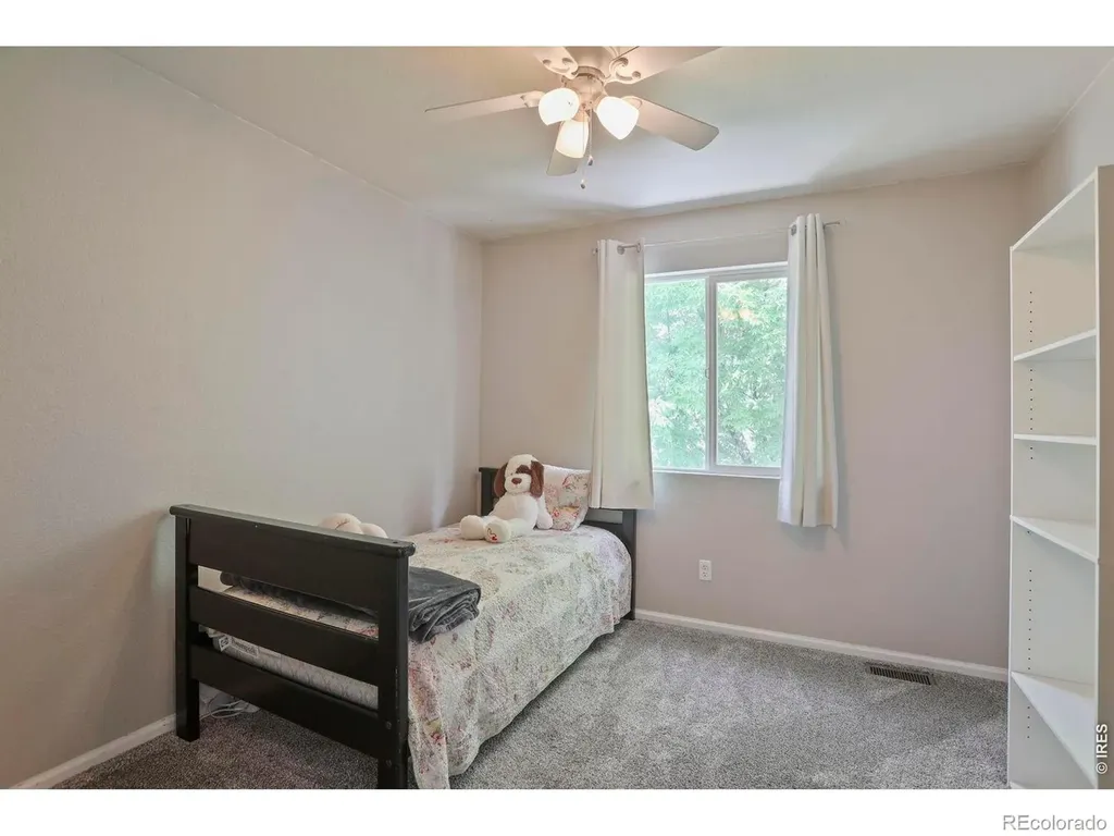 1245 Fall River Circle Longmont CO 80504