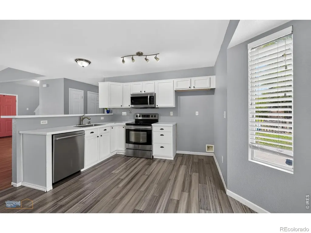 1155 Trout Creek Circle Longmont CO 80504