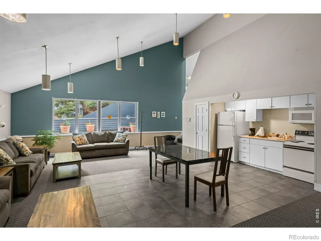 3121 S Tamarac Drive Denver CO 80231