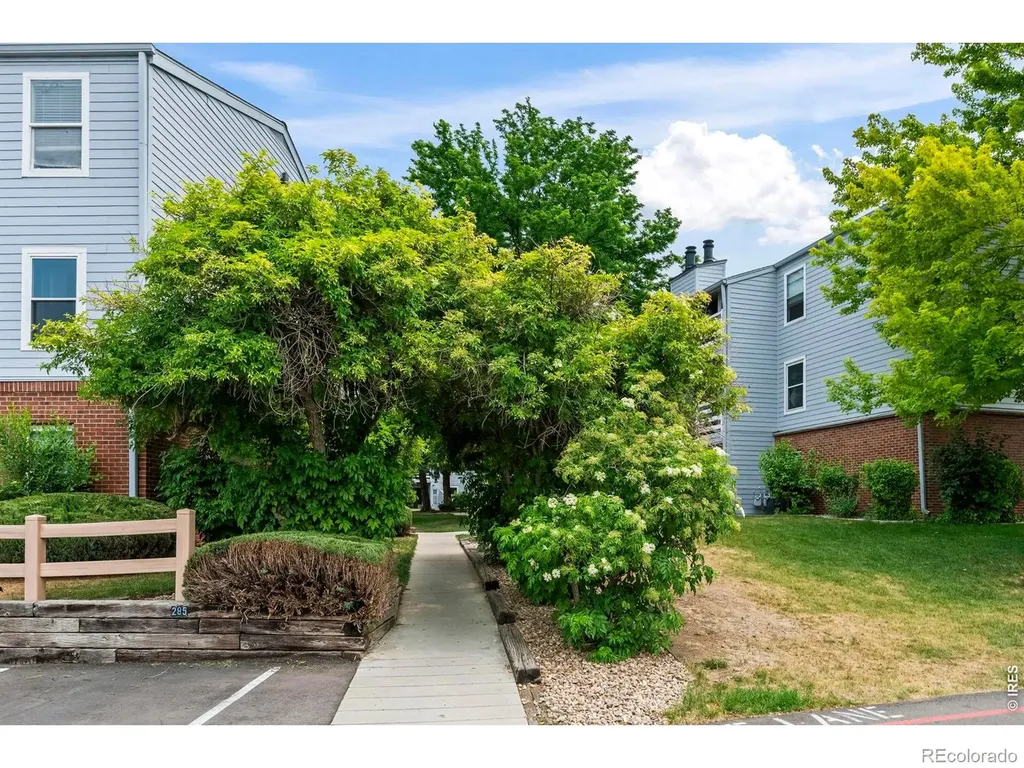 3121 S Tamarac Drive Denver CO 80231