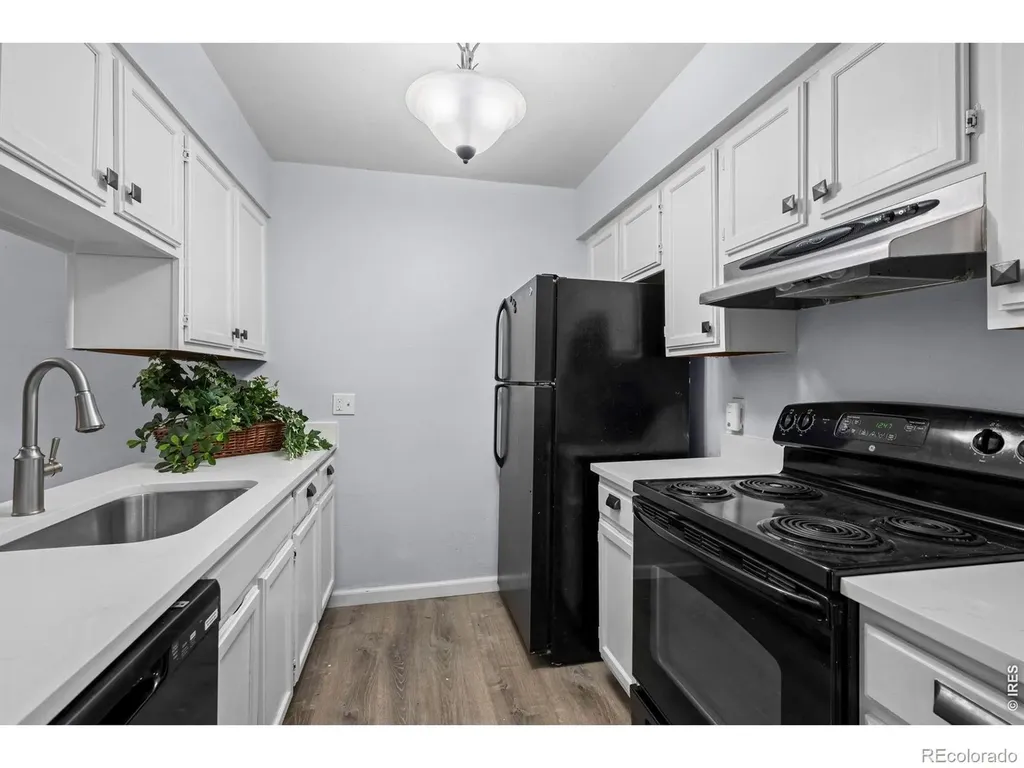 3121 S Tamarac Drive Denver CO 80231