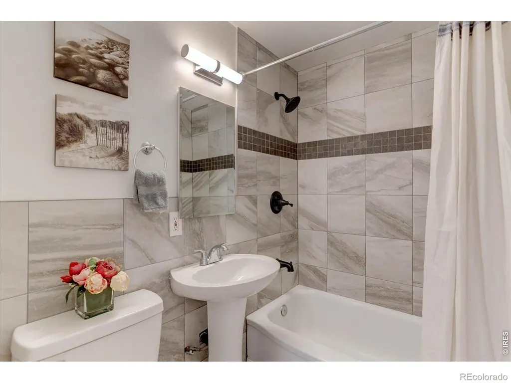 6940 W 55th Place Arvada CO 80002