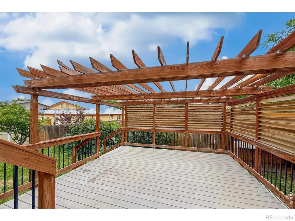 1739 Shavano Street Longmont CO 80504