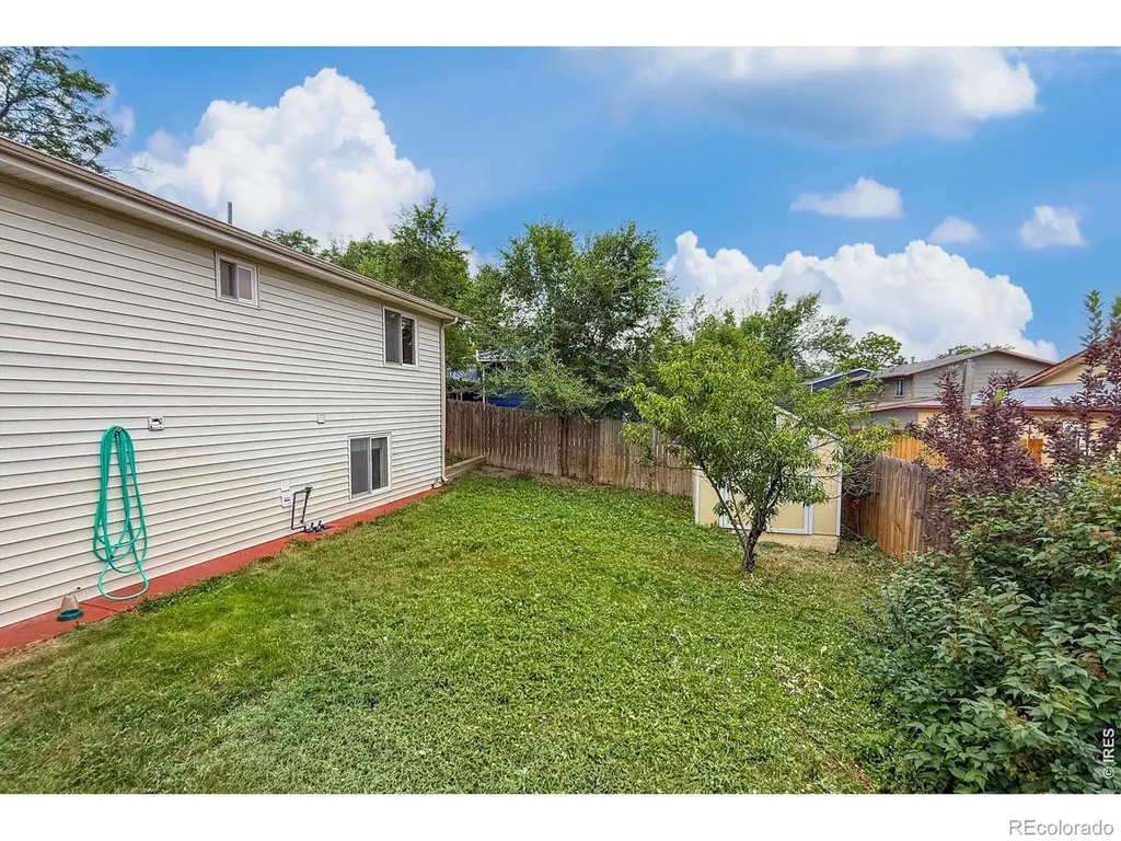 1739 Shavano Street Longmont CO 80504
