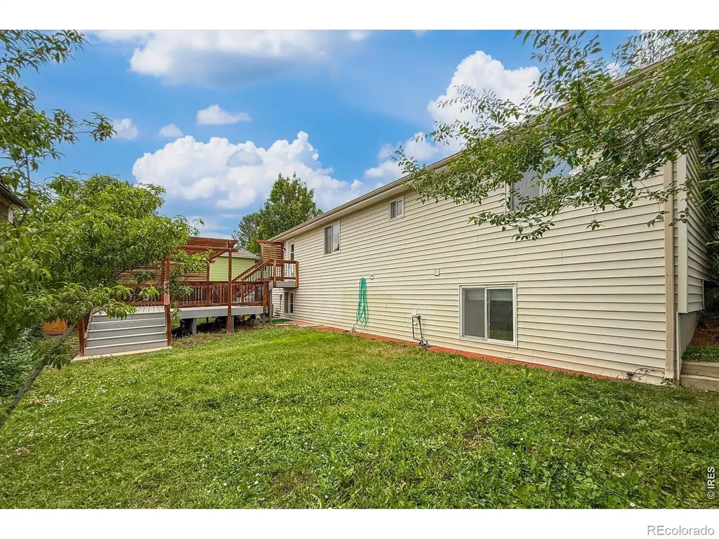 1739 Shavano Street Longmont CO 80504