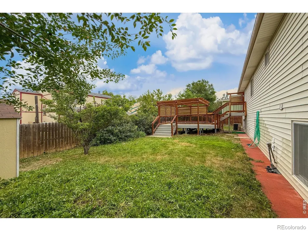 1739 Shavano Street Longmont CO 80504
