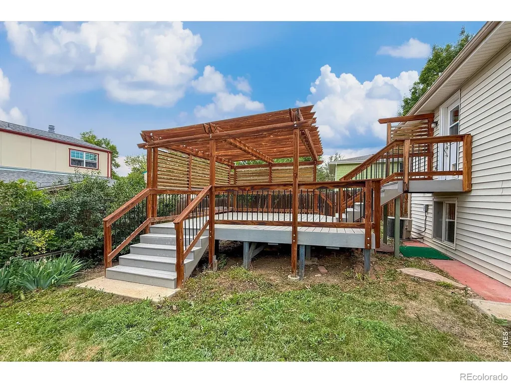 1739 Shavano Street Longmont CO 80504