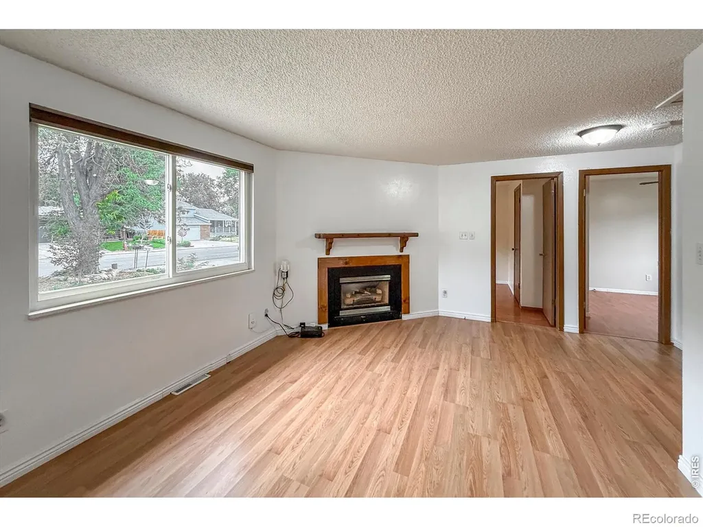 1739 Shavano Street Longmont CO 80504