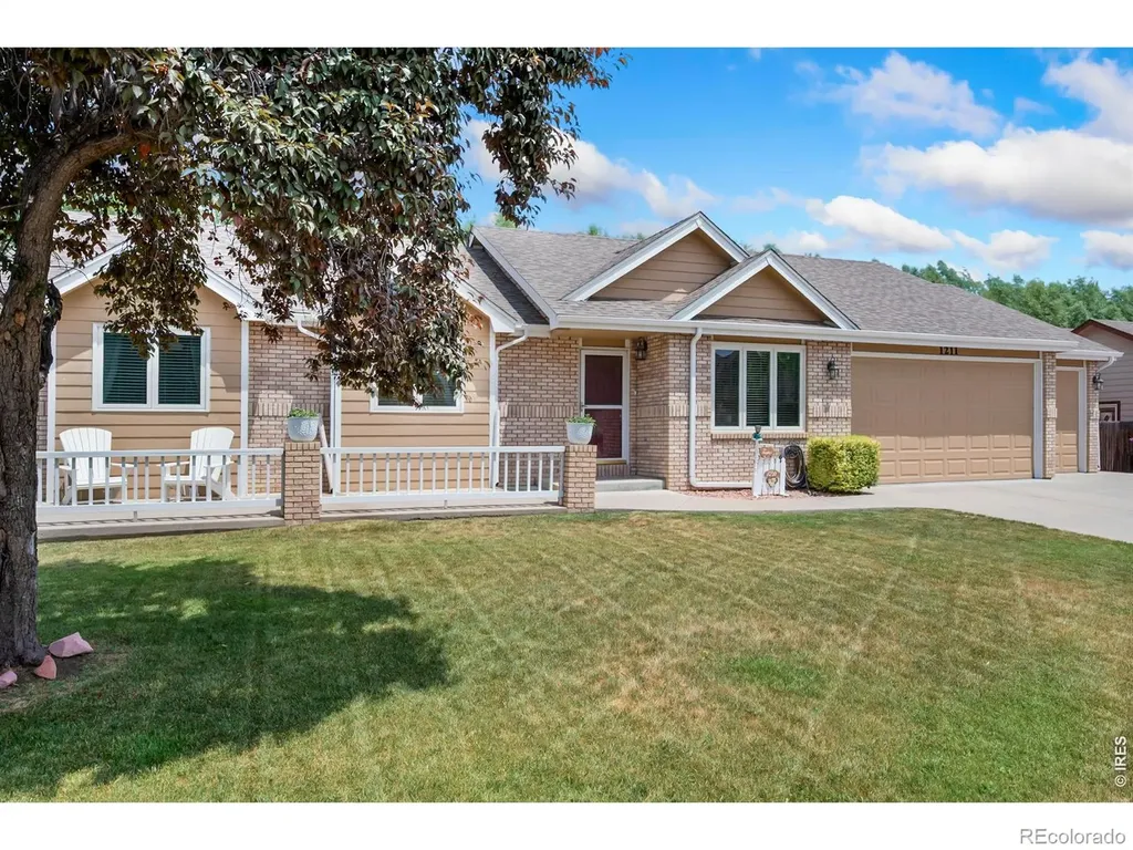 1211 N 4th Street Johnstown CO 80534