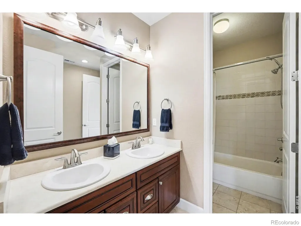 9462 Noble Way Arvada CO 80007