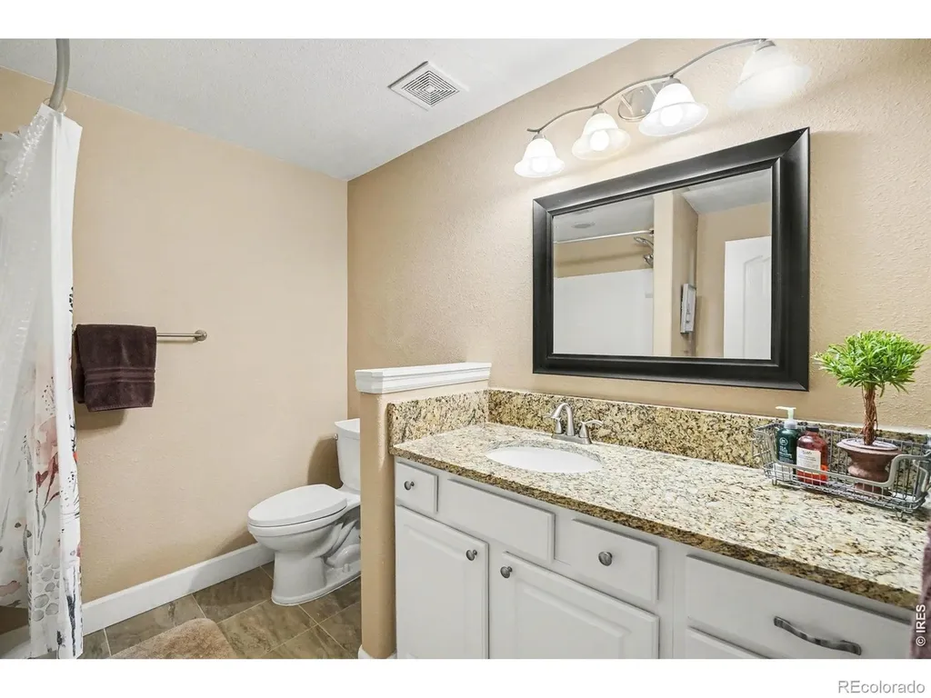 9462 Noble Way Arvada CO 80007
