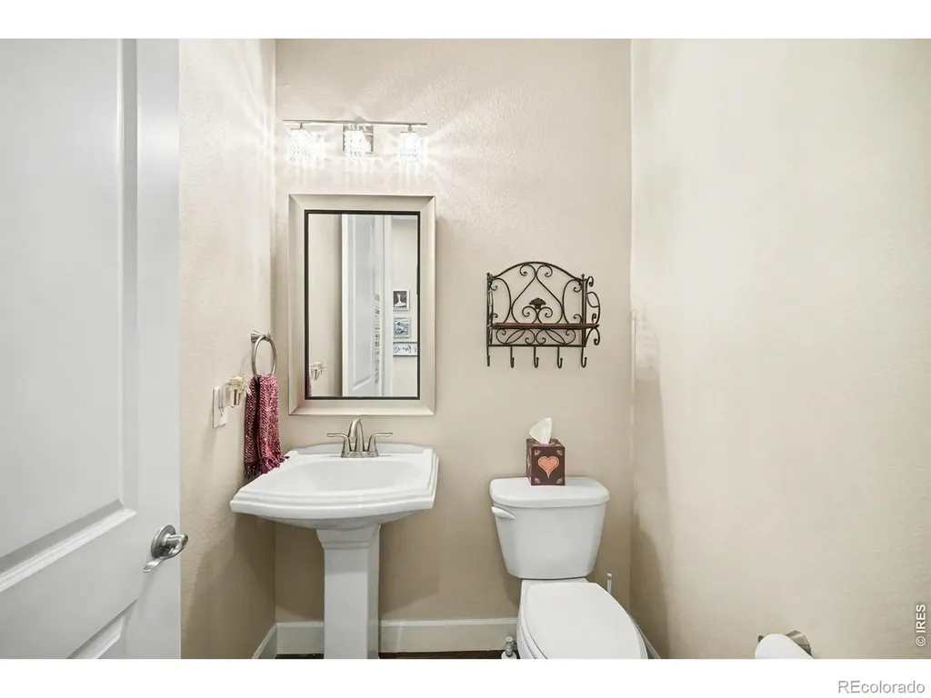 9462 Noble Way Arvada CO 80007