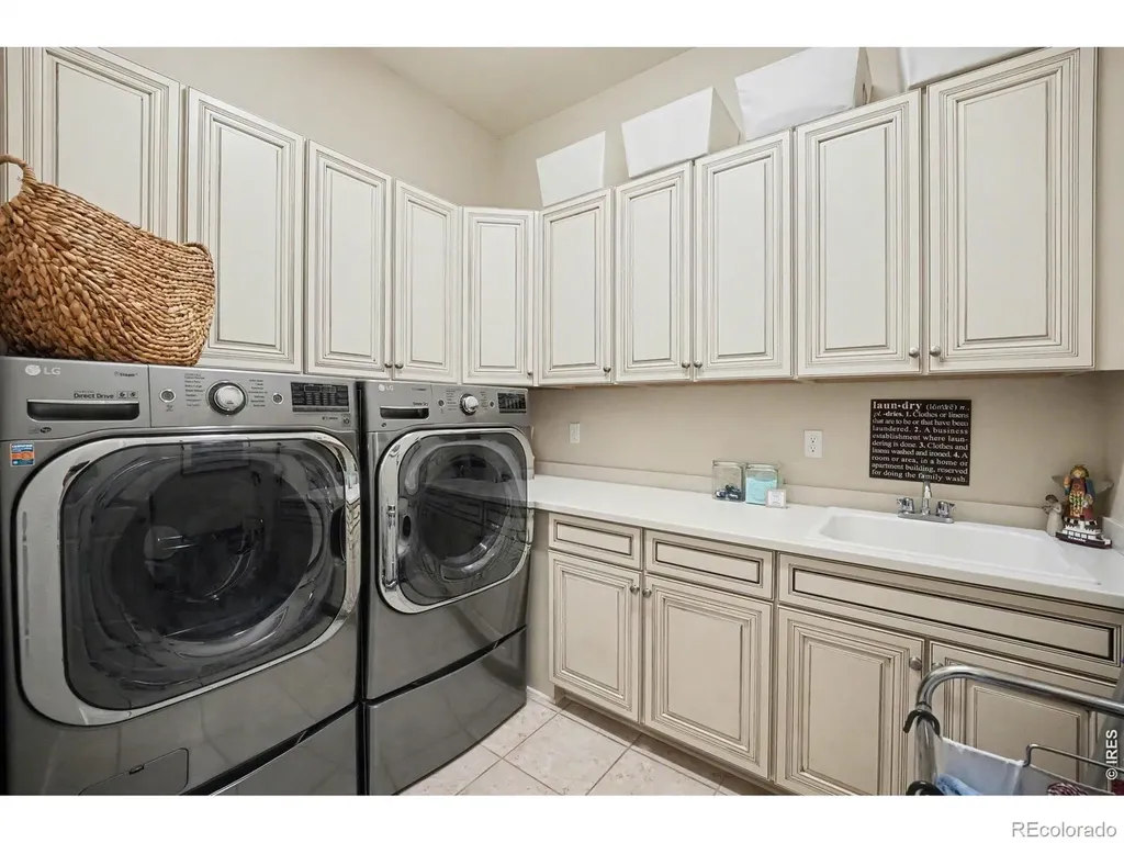 9462 Noble Way Arvada CO 80007