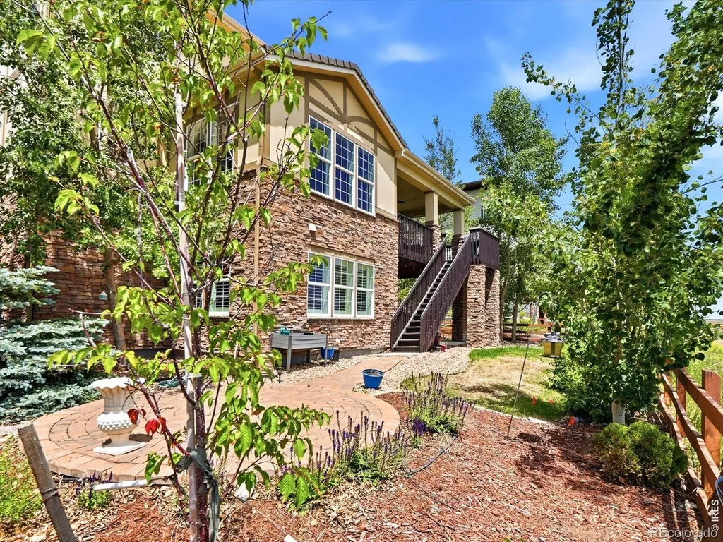 9462 Noble Way Arvada CO 80007