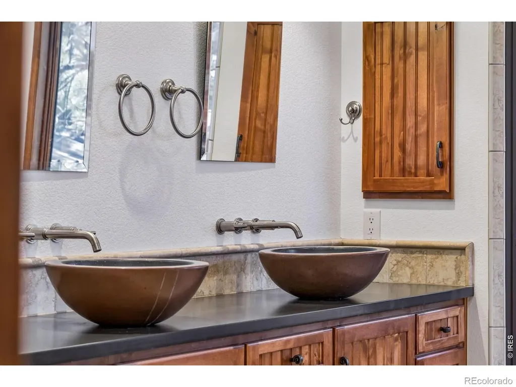 12592 Rist Canyon Road Bellvue CO 80512