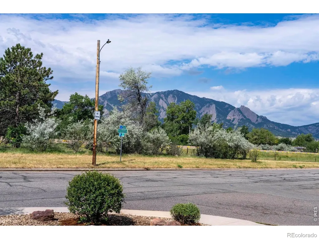 110 Mohawk Drive Boulder CO 80303
