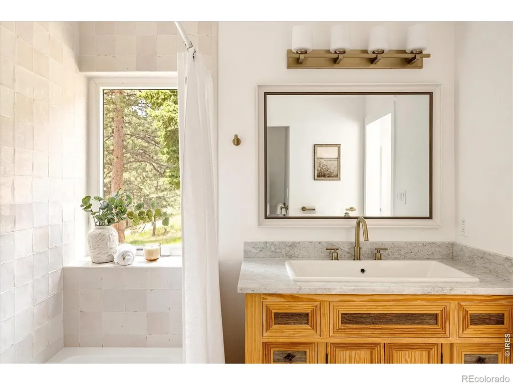 1040 Brook Road Boulder CO 80302