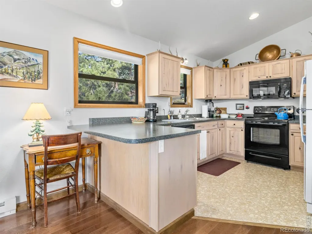 725 Upper Larkspur Lane Estes Park CO 80517