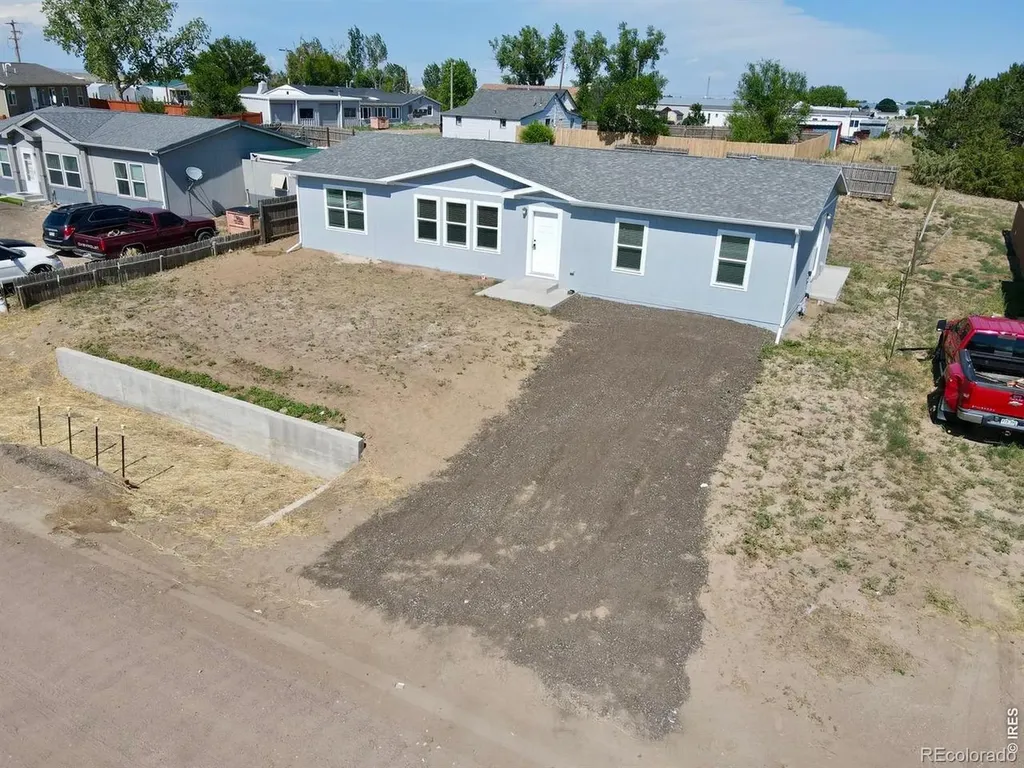 114 High Street Wiggins CO 80654