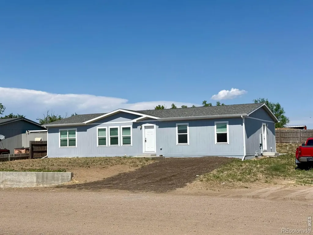 114 High Street Wiggins CO 80654