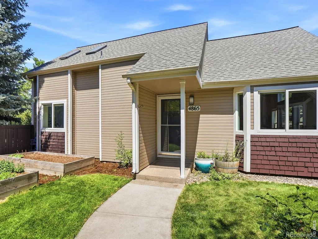 4865 Darwin Court Boulder CO 80301