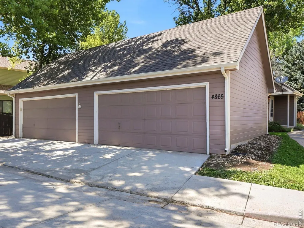 4865 Darwin Court Boulder CO 80301