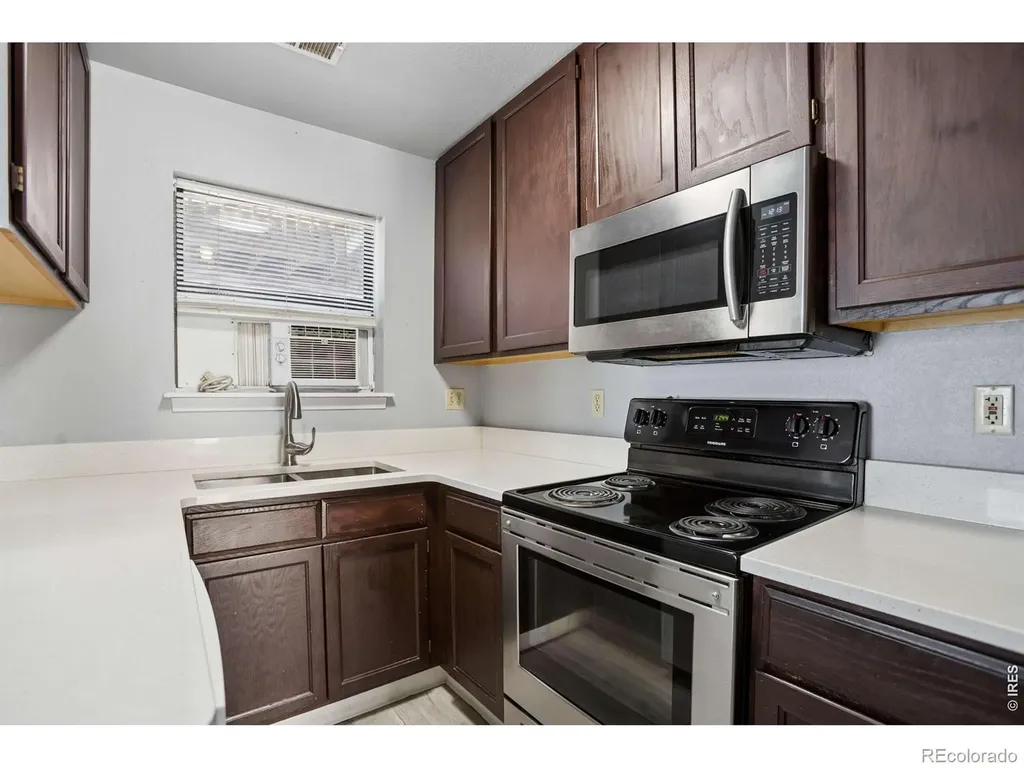 225 E 8th Avenue Longmont CO 80504