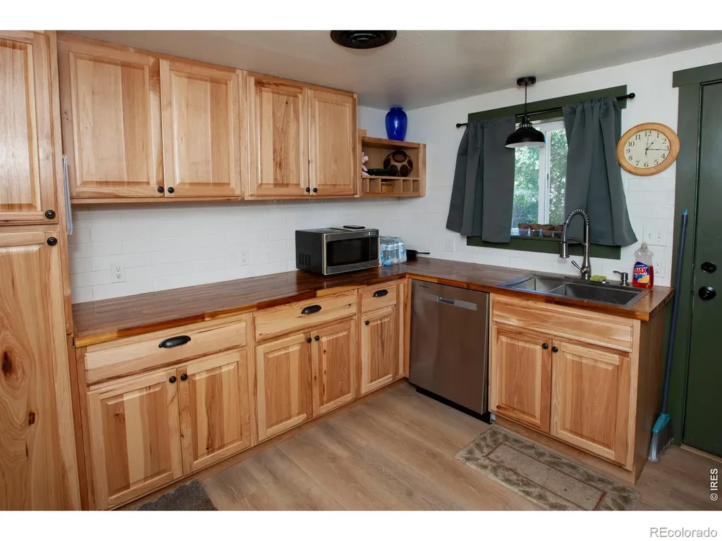 324 N 3rd Avenue Sterling CO 80751