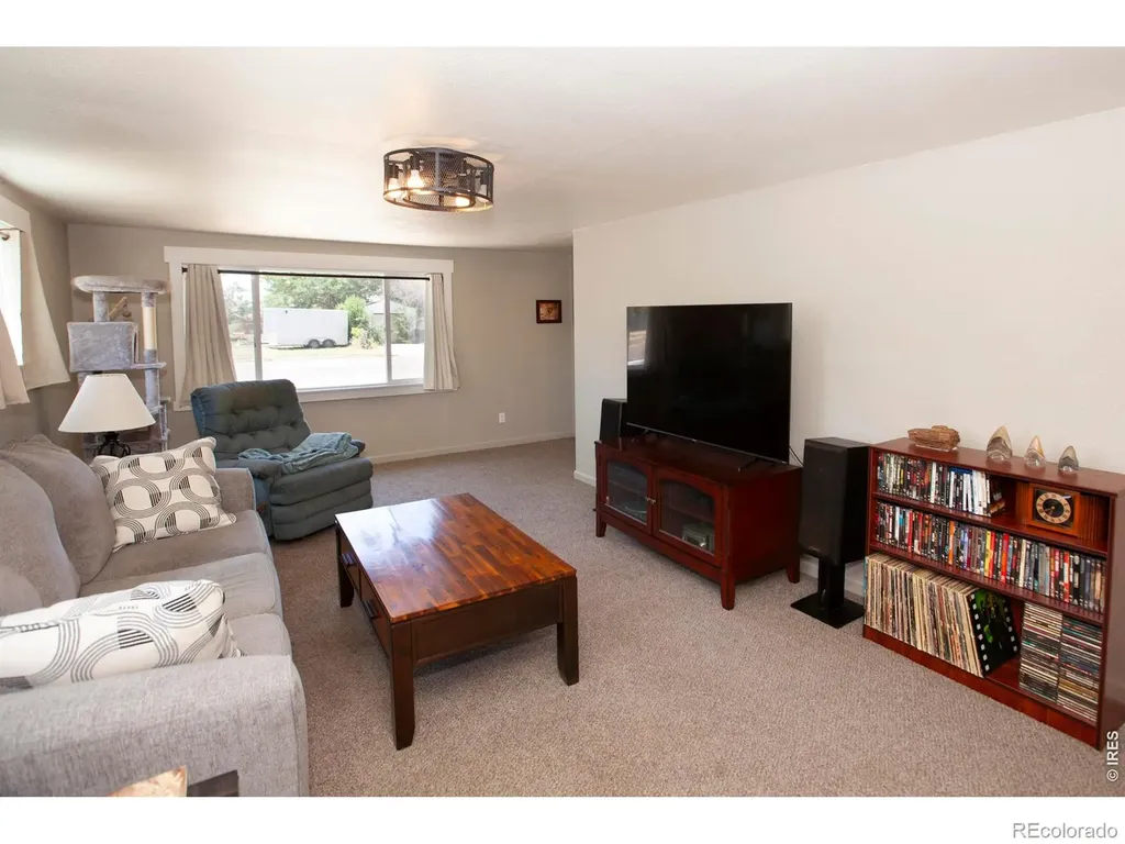 324 N 3rd Avenue Sterling CO 80751