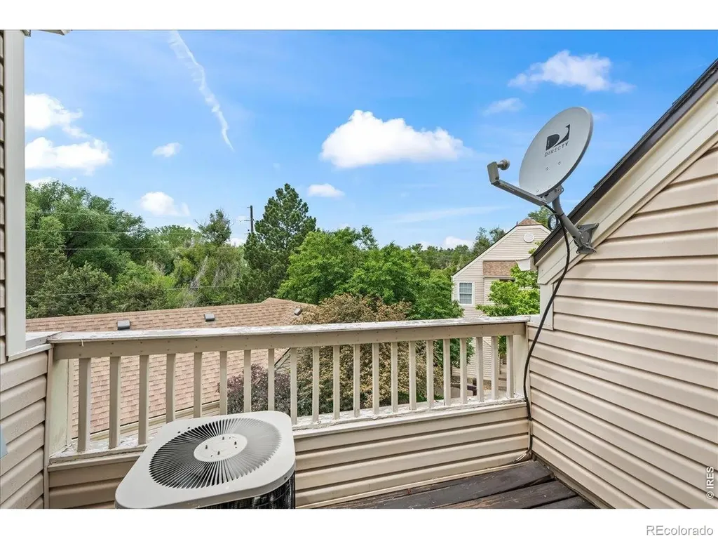 989 S Miller Street Lakewood CO 80226