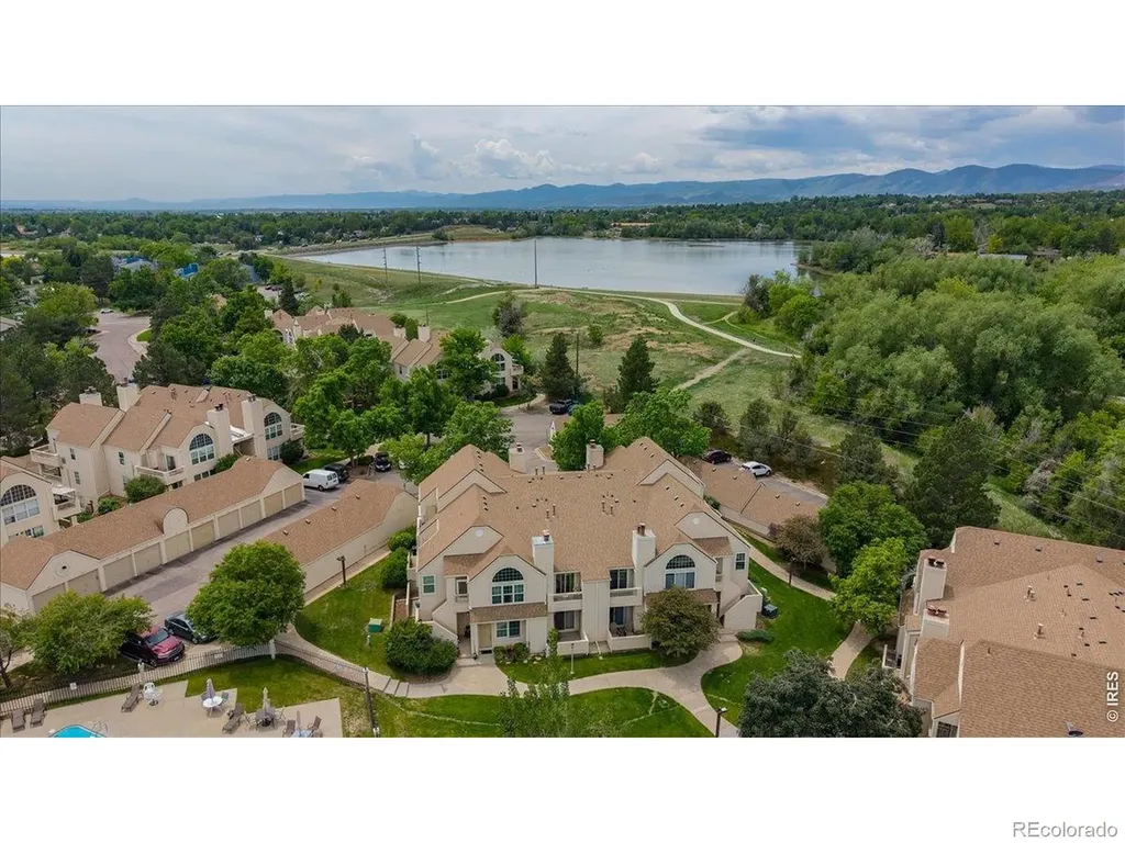 989 S Miller Street Lakewood CO 80226
