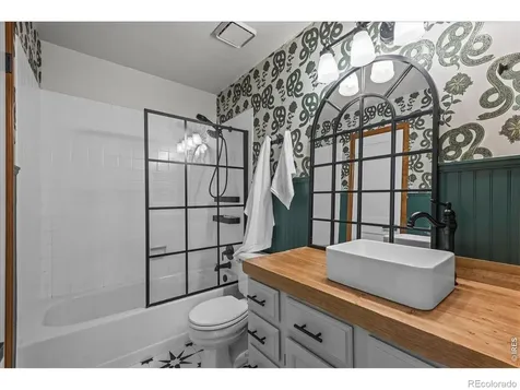 989 S Miller Street Lakewood CO 80226