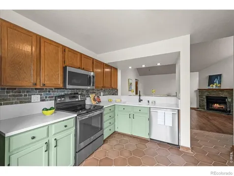 989 S Miller Street Lakewood CO 80226