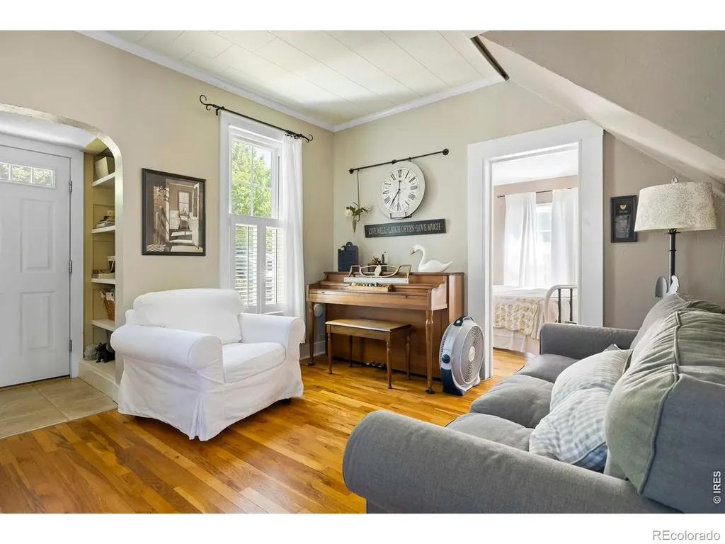 548 W 5th Street Loveland CO 80537